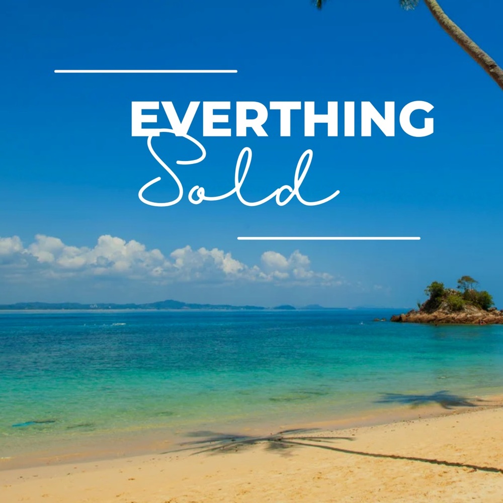 Everything beyond this Post SOLD 🌺